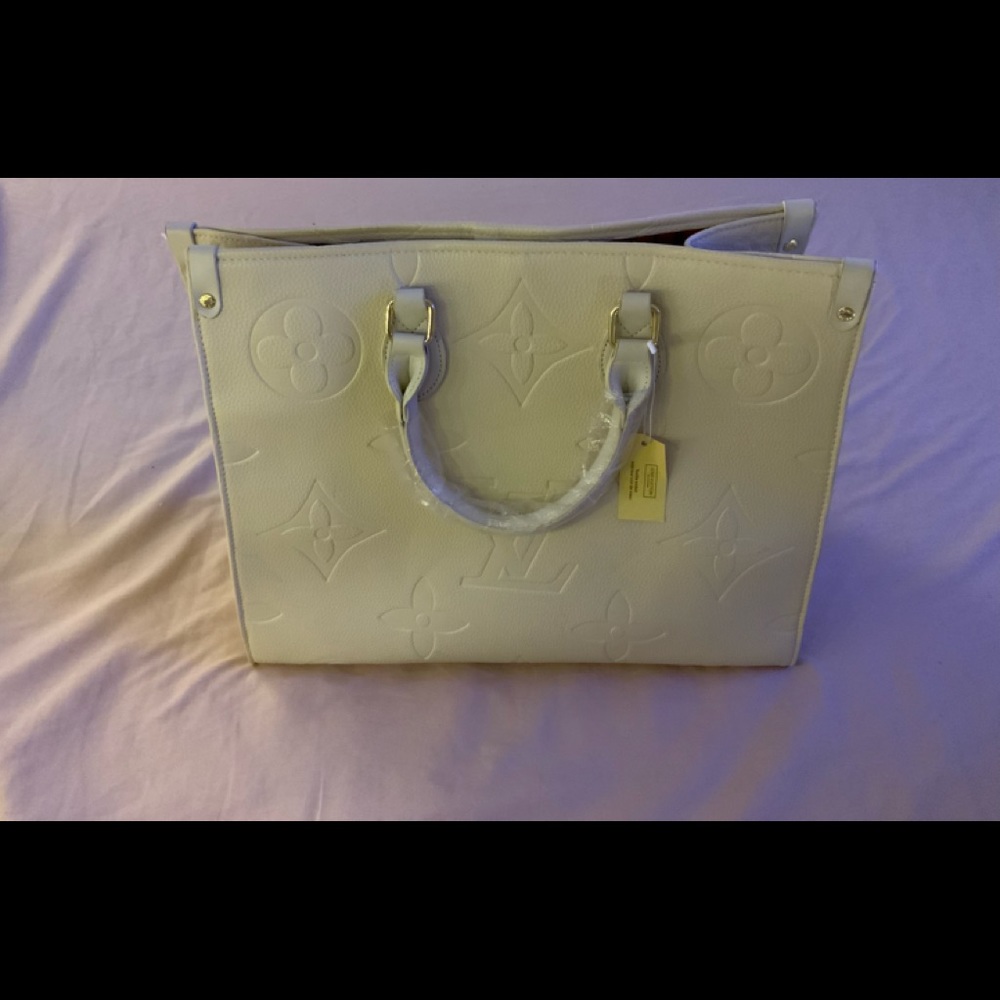 LV OnTheGo Handbag